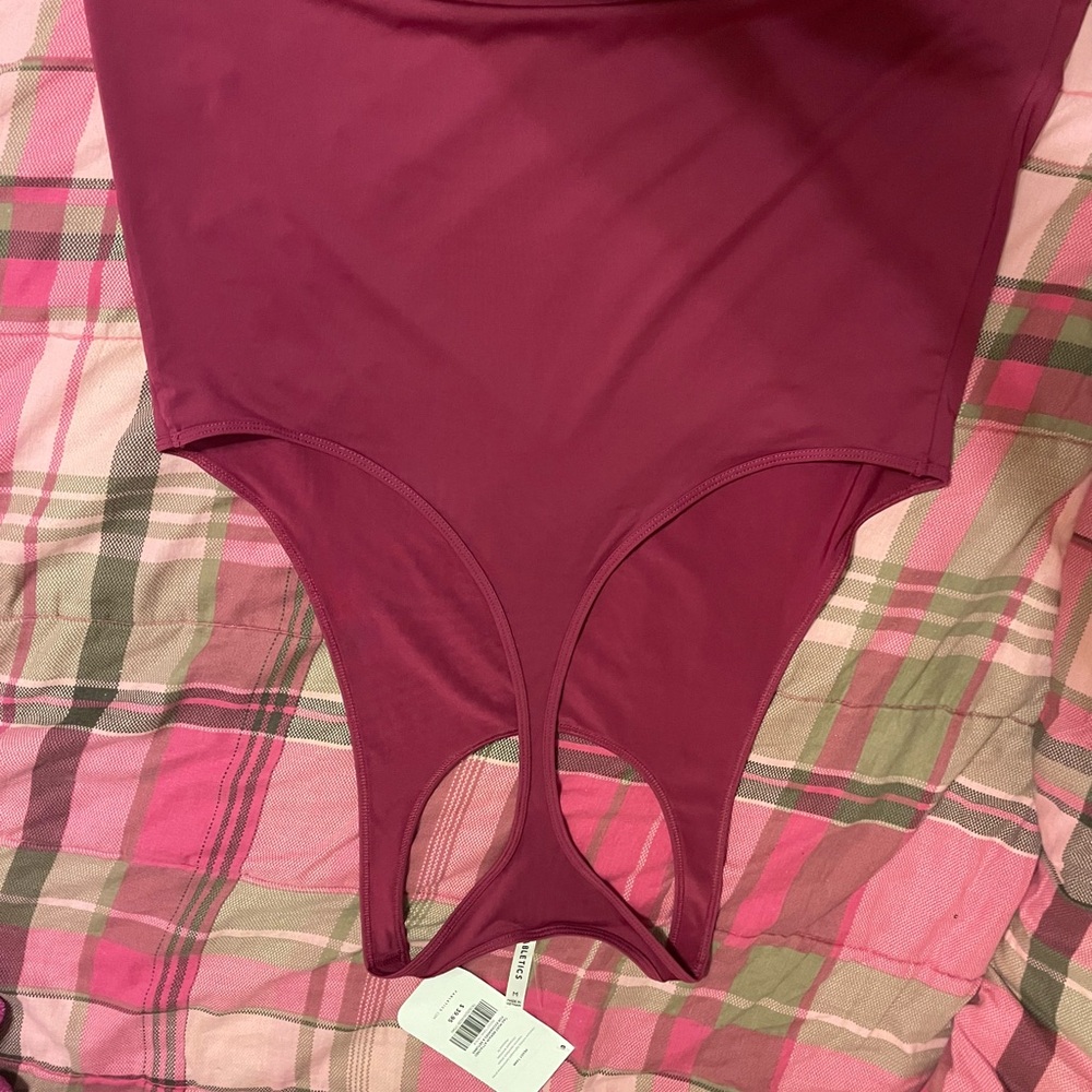 Fabletics Magenta Racerback Tank - Picture 3 of 6